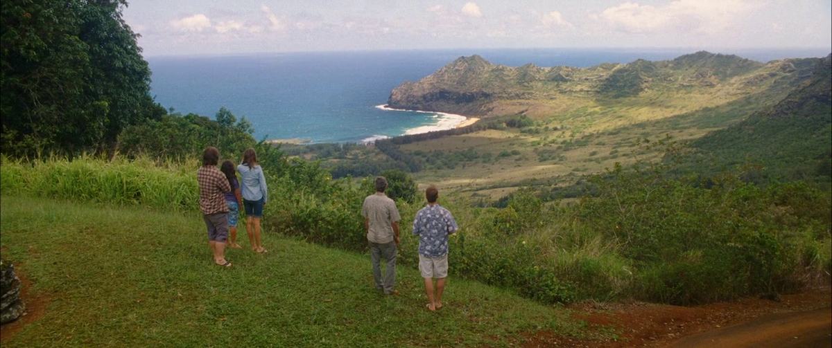 George Clooney and the kids looking at virgin Hawaii land in Alexander Payne's The Descendants